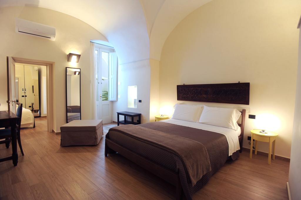 Negramaro Suite B&B Lecce Szoba fotó