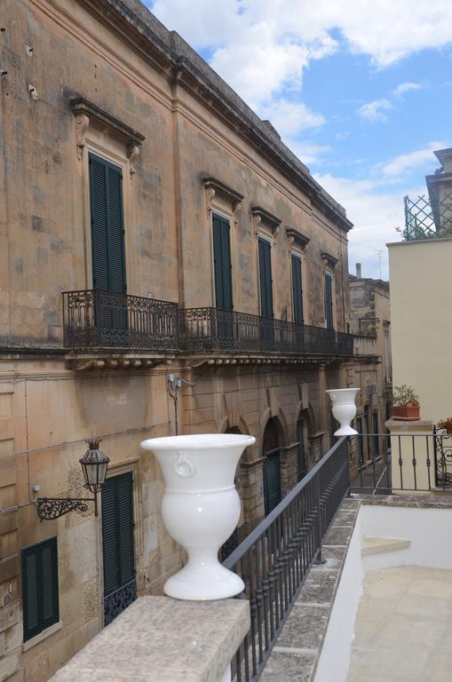 Negramaro Suite B&B Lecce Kültér fotó